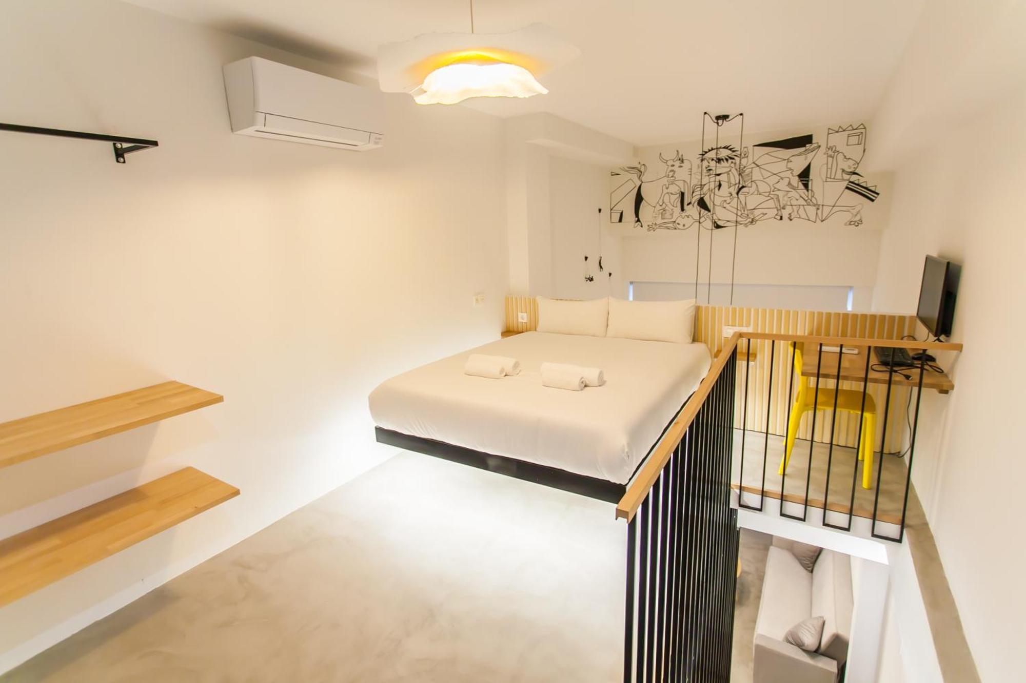 Guernica Luxury Duplex - Location, Light, And Art Lägenhet Madrid Exteriör bild