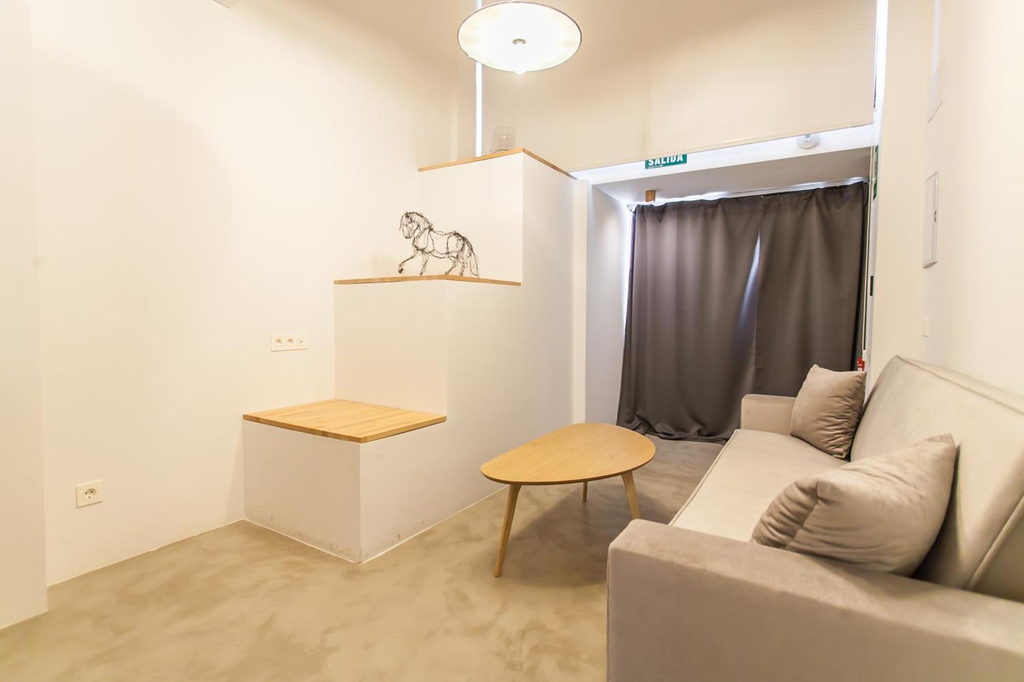 Guernica Luxury Duplex - Location, Light, And Art Lägenhet Madrid Exteriör bild