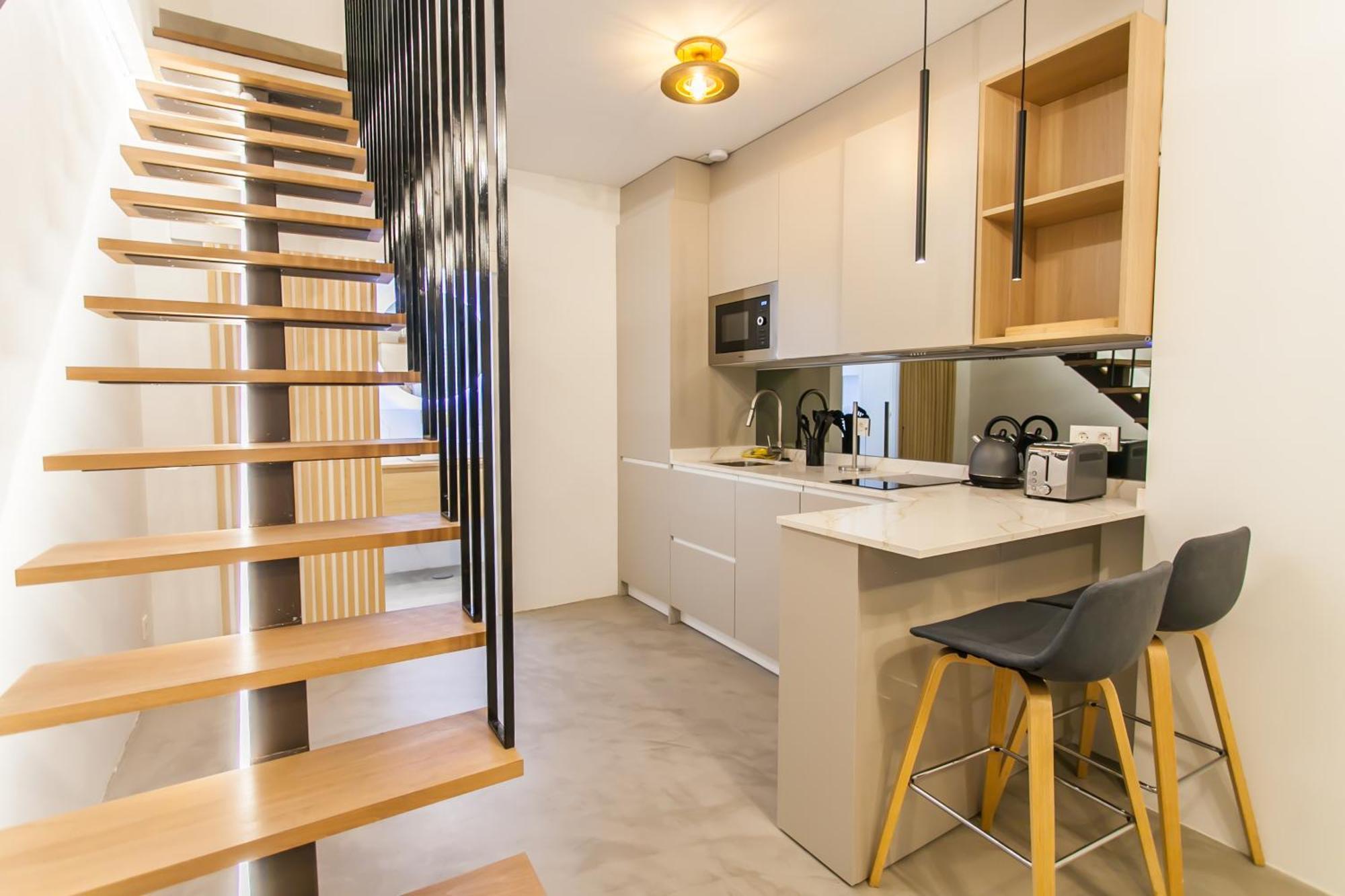 Guernica Luxury Duplex - Location, Light, And Art Lägenhet Madrid Exteriör bild